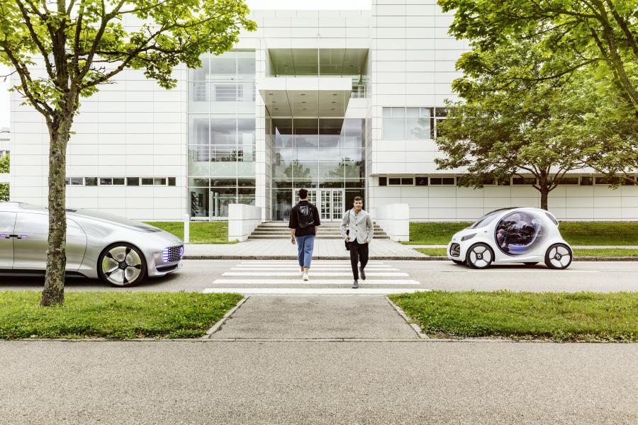 Smart Vision EQ ForTwo 2017 года  (фото 13 из 38)